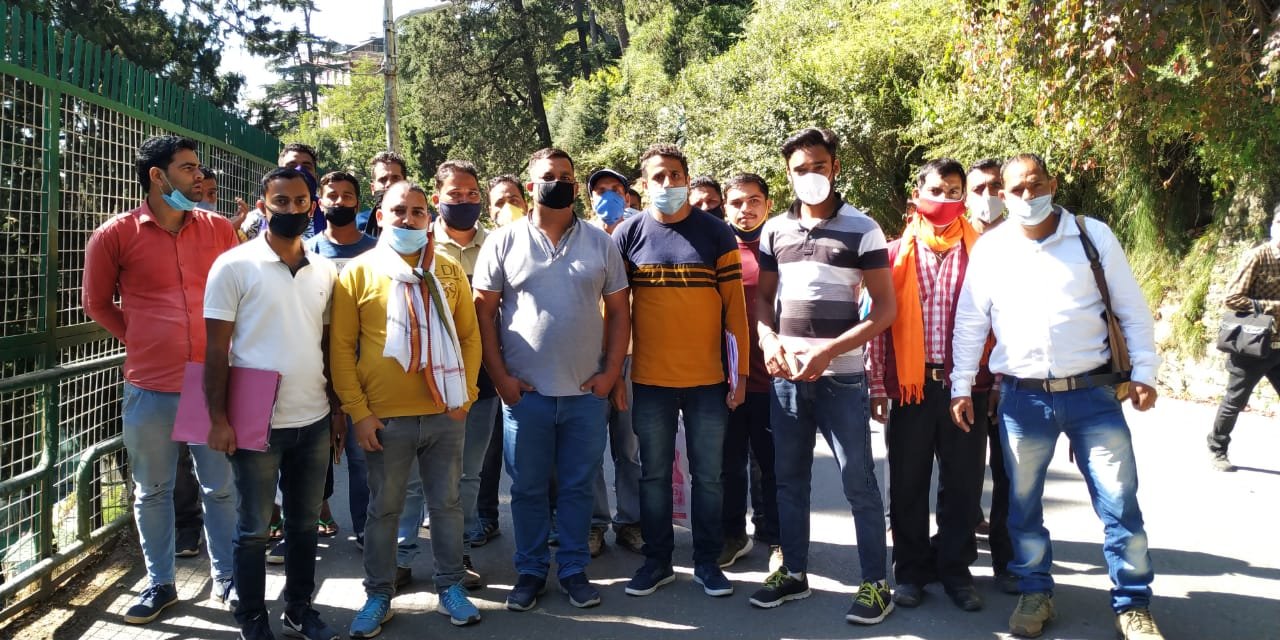 शिमला: करूणामूलक संघ ने उपायुक्त के माध्यम से प्रधानमंत्री व राष्ट्रपति से लगाई नौकरी की गुहार