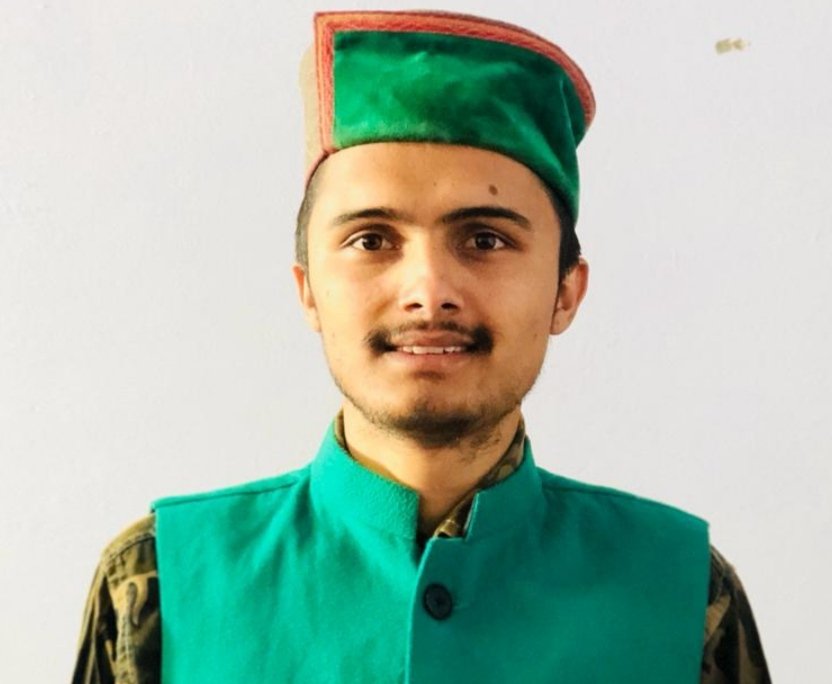 पांगना करसोग के होनहार छात्र विपुल शर्मा का FRI देहरादून में हुआ चयन