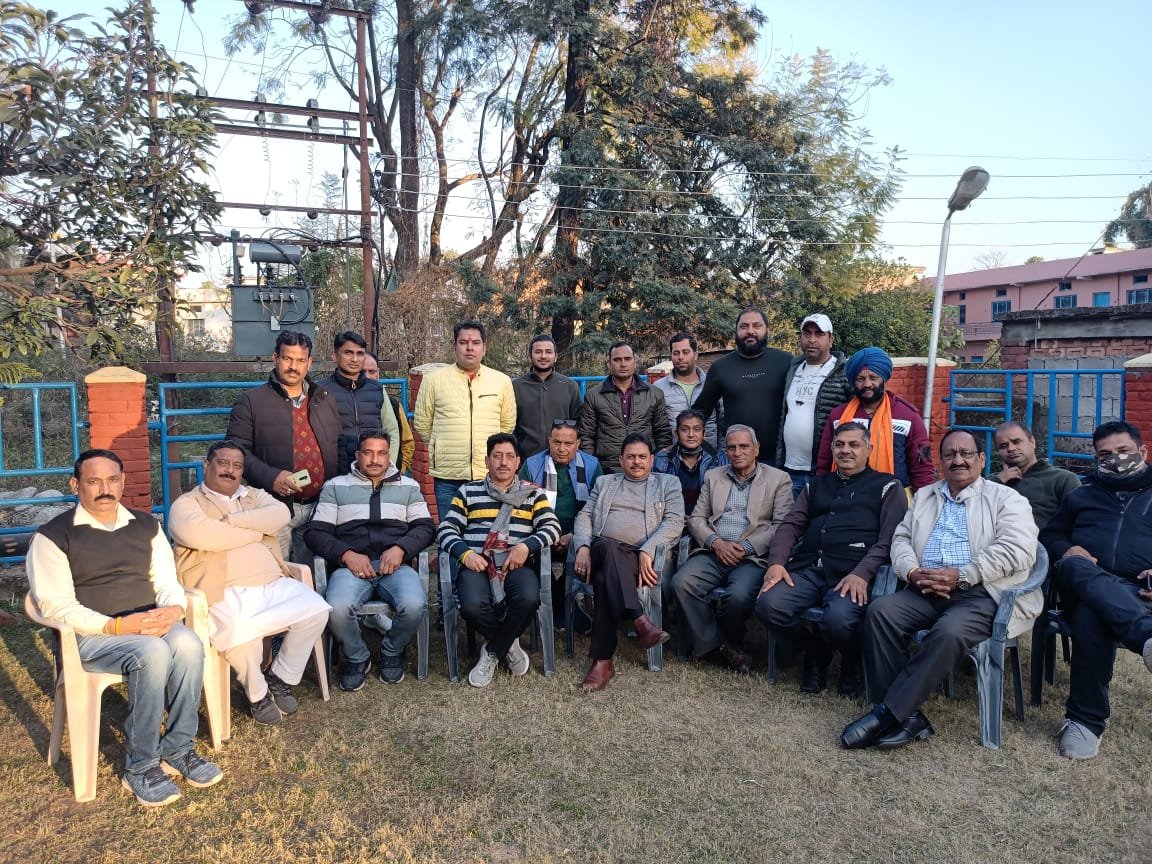 नगरोटा बगवां से नवनिर्वाचित जिला परिषद चेयरमैन रमेश बरार ने की विधायक अरुण मेहरा ‘कुक्का’ से मुलाकात