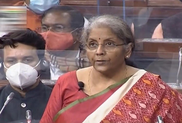 अर्थव्यवस्था को पटरी पर लाने वाला सकरात्मक बजट पेश, टैक्स ढांचे में कोई परिवर्तन नहीं