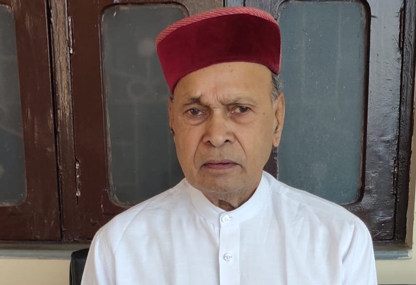 पूर्व मुख्यमंत्री धूमल ने ऑनलाइन योग शिविर में कोविड-मरीजों का किया उत्साहवर्धन, लोगों को नियमित योग को अपनाने का दिया संदेश।।