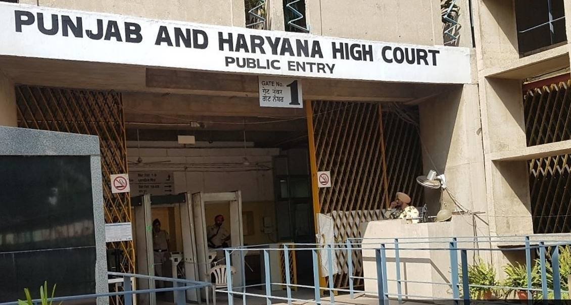 निजी स्कूलों को बैलेंसशीट वेबसाइट पर अपलोड करने के प्रशासन के आदेश पर पंजाब-हरियाणा हाई कोर्ट की मुहर।