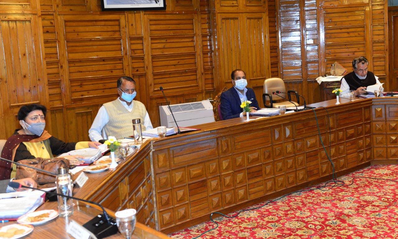 प्रदेश में धारा 144 समाप्त, 14 जून से 50% सवारियों के साथ चलेंगी बसें। शिक्षा, स्वास्थ, पर्यटन को लेकर ये हैं मंत्रिमंडल के अहम फैसले।