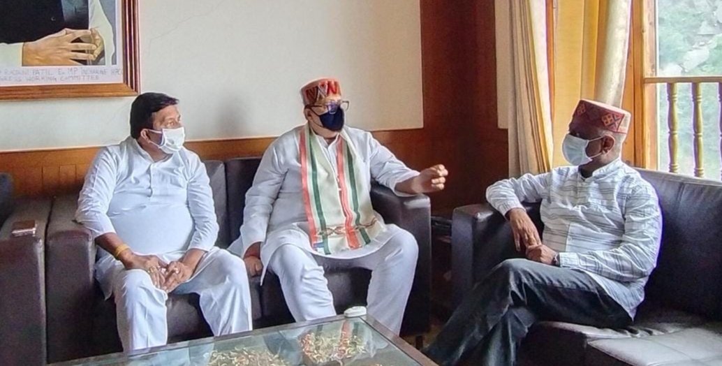 संजय दत्त का चुनावी दौरा समाप्त, पार्टी अध्यक्ष कुलदीप राठौर और नेता प्रतिपक्ष अग्निहोत्री से की मुलाकात