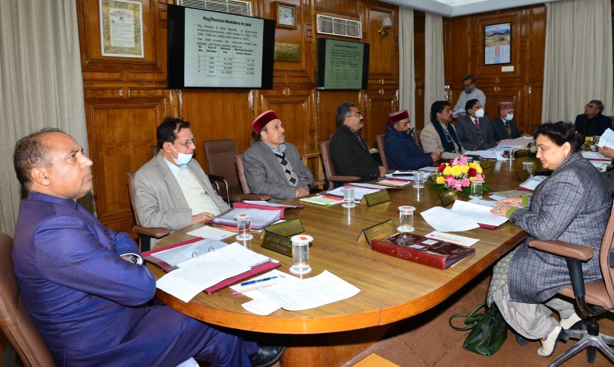 हिमाचल कैबिनेट : नए वेतनमान को लागू करने की मंजूरी, लाखों कर्मचारियों को मिलेगा लाभ