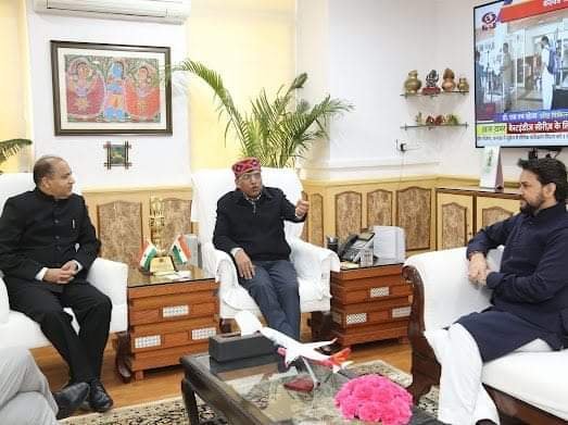 सीएम जयराम ने स्वास्थ्य मंत्री मनसुख मंडाविया से किया आशा वर्करों की नियुक्ति का आग्रह