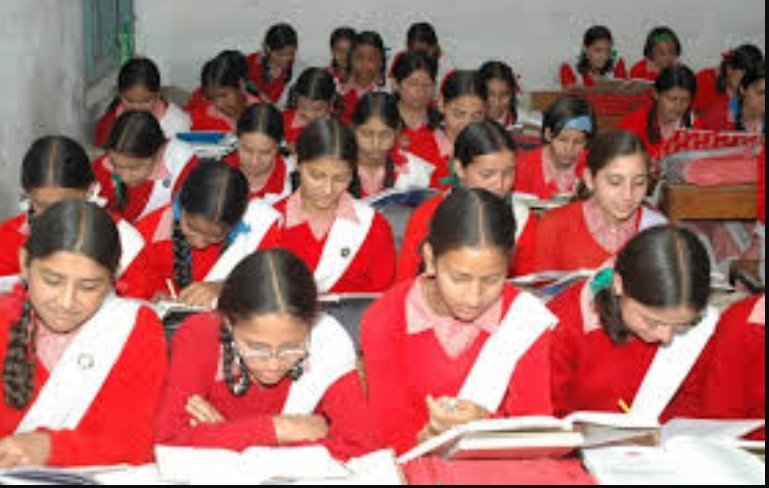 हिमाचल स्कूल शिक्षा बोर्ड: दसवीं कक्षा की टर्म-2 परीक्षाएं 26 मार्च से शुरू