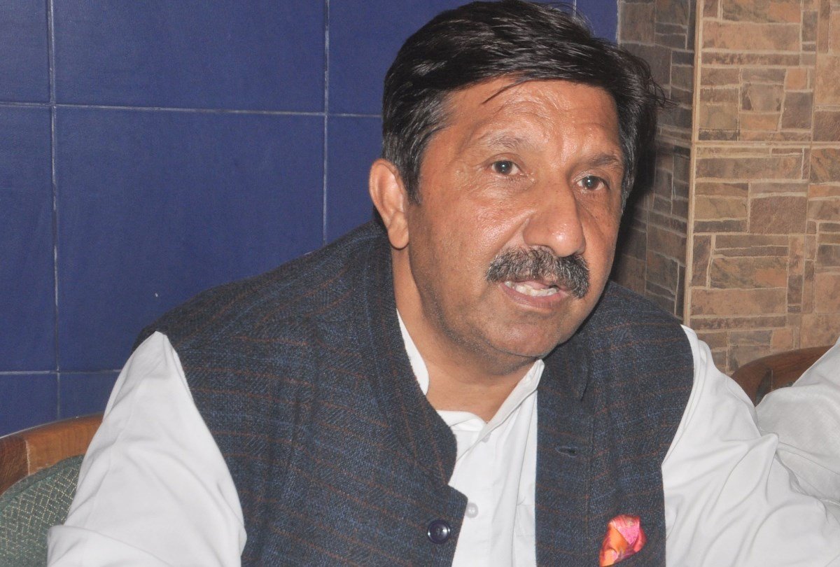 पुलिस भर्ती पेपर लीक मामले की CBI से करवाई जाए जांच: मुकेश अग्निहोत्री