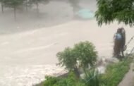 हिमाचल :- कुल्लू के मणिकरण घाटी में बादल फटने से भारी नुकसान, कई घर और कैंपिंग साइट आई चपेट में।