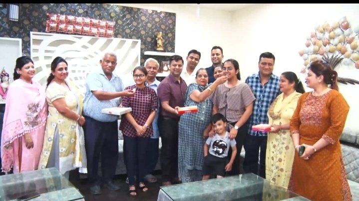 दसवीं  के रिजल्ट में  सैंट जोसफ स्कूल की दो छात्राओं ने पंजाब भर में  मारी बाजी।