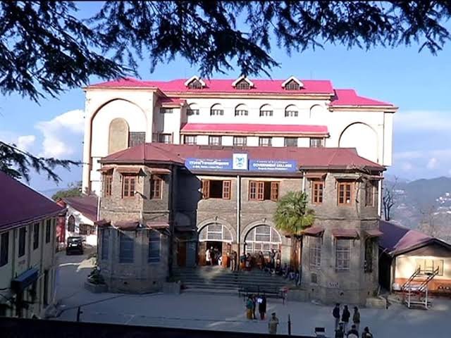 आज से शुरू होगी हिमाचल के विभिन्न महाविद्यालयों में प्रवेश प्रक्रिया। प्रोस्पेक्टस व ऑनलाइन प्रवेश प्रक्रिया की तैयारियां हुई पूरी।
