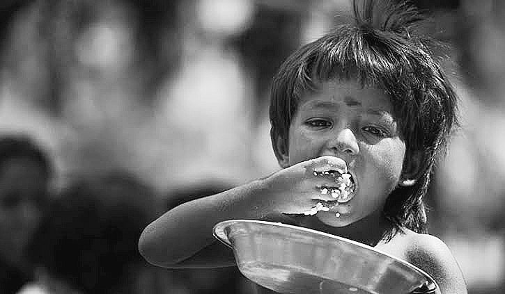Global Hunger Index: 107वें स्थान पर लुढ़का भारत, रिपोर्ट में पाकिस्तान, नेपाल, श्रीलंका से भी पिछड़ा