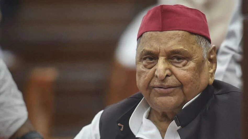 Mulayam Singh Yadav Death: 82 साल की उम्र में समाजवादी नेता मुलायम सिंह यादव ने ली अंतिम सांस, अखिलेश यादव ने भी ट्वीट कर अपने पिता के निधन की दी जानकारी