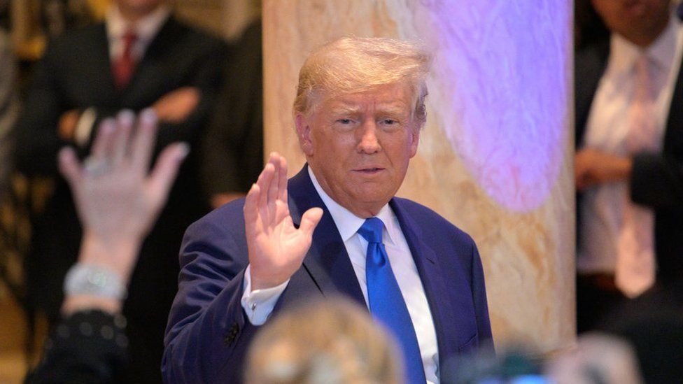 पूर्व अमेरिकी राष्ट्रपति डोनाल्ड ट्रम्प की फिर से एंट्री,  2024 में US राष्ट्रपति चुनाव लड़ने का किया ऐलान