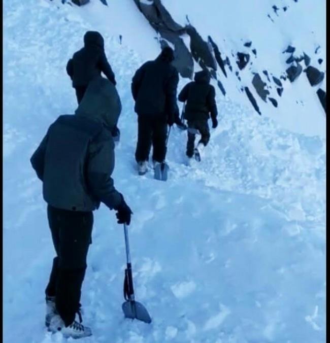 हिमस्खलन की चपेट में आने से शिमला का पर्वतारोही 48 घंटे बाद भी लापता, रेस्क्यू टीम रवाना