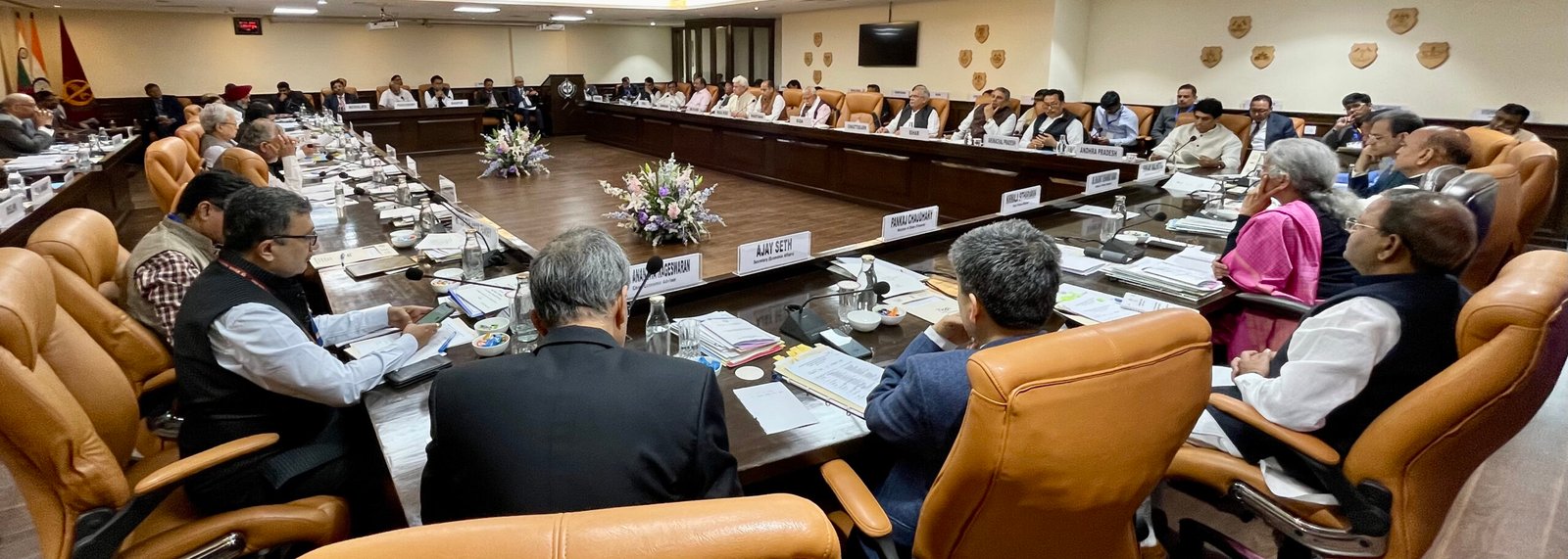 दिल्ली में केंद्रीय बजट की बैठक में मुख्यमंत्री जयराम ठाकुर ने की शिरकत, वित्त मंत्री निर्मला सीतारमण के समक्ष रखी माँगें