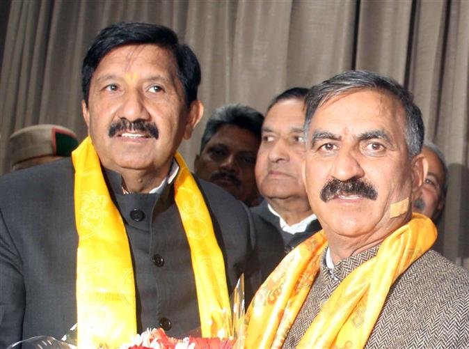 कैबिनेट के गठन से पहले मुख्यमंत्री और उप-मुख्यमंत्री को मिले विभाग