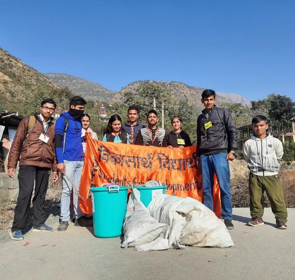 SFD  शिमला की इकाई सुन्नी द्वारा  किया गया सफाई अभियान