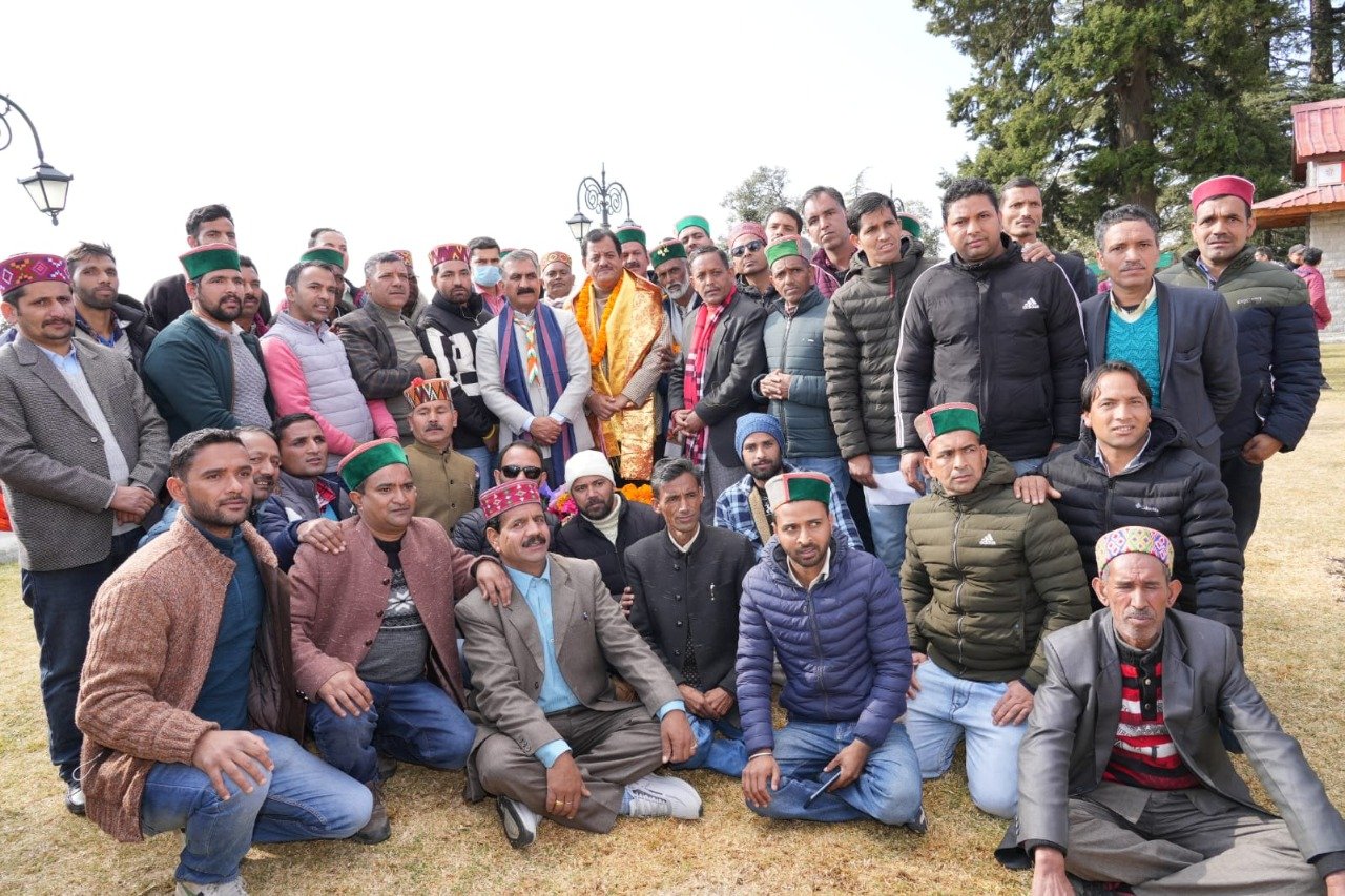 विभिन्न क्षेत्रों से सम्बन्धित लोगों ने मुख्यमंत्री को दी बधाई