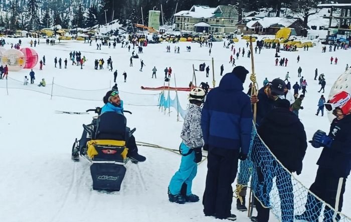 सोलंग घाटी में 26 जनवरी से स्कीइंग, स्नोबोर्डिंग चैंपियनशिप