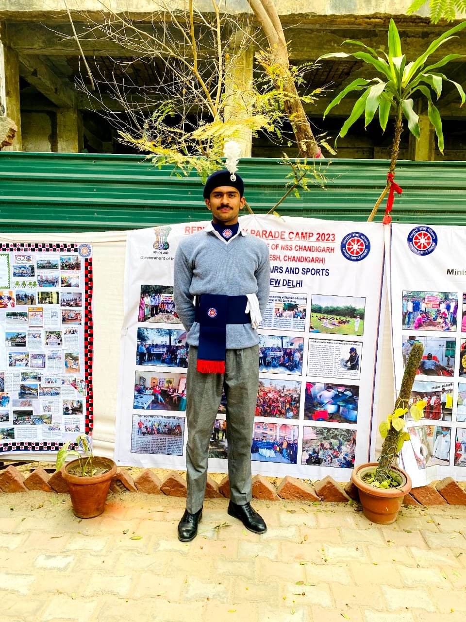 संजौली महाविद्यालय के एनएसएस स्वयंसेवी हर्ष ठाकुर ने कर्तव्य पथ पर राष्ट्रपति को दी सलामी।