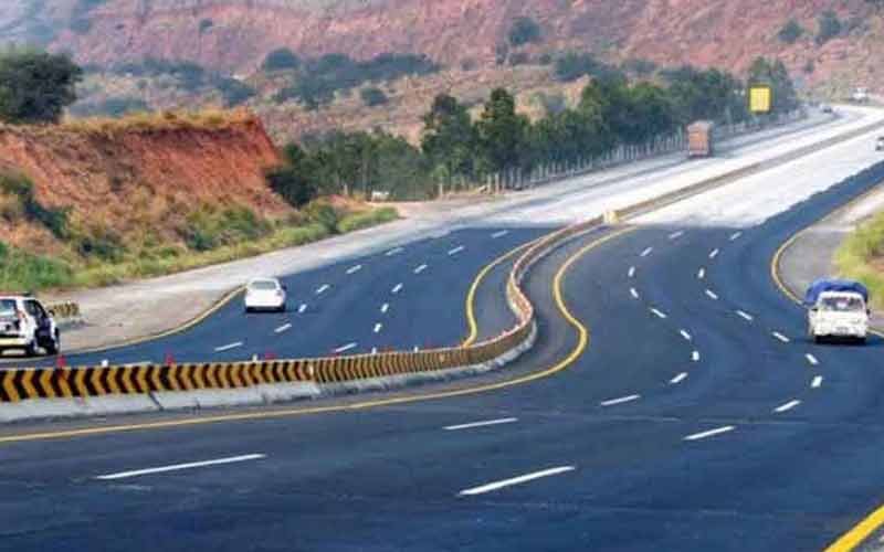 किरतपुर-नेरचौक फोरलेन पर मई से दौड़गें वाहन, 37 किमी घटेगी दूरी