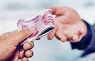 नालागढ़ में रिश्वत लेते रंगे हाथों पकडा गया पटवारी