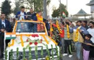 जिला मंडी आगमन पर मुख्यमंत्री का गर्मजोशी से स्वागत