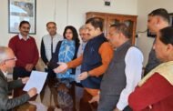 एक घर में 18 से 20 वोट बनाने का प्रयास कर रहे है कांग्रेस नेता;