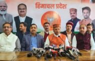 डॉ बिंदल ने संभाला पदभार, जयराम ठाकुर सुरेश कश्यप पवन राणा ने लड्डू खिलाकर दी बधाई
