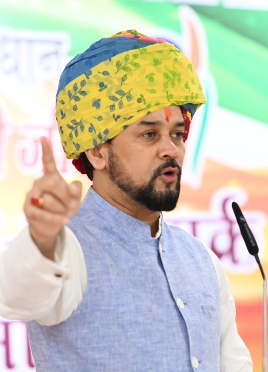 अनुराग सिंह ठाकुर की लोकप्रिय पहल 'सांसद भारत दर्शन' का दूसरा चरण शुरू