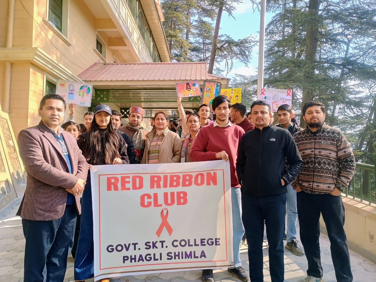 संस्कृत महाविद्यालय फागली में निकाली गई HIV जागरूकता रैली