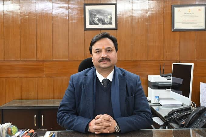 राजनैतिक दलों से चुनाव प्रक्रिया के दौरान की बेहतर सहयोग की अपील