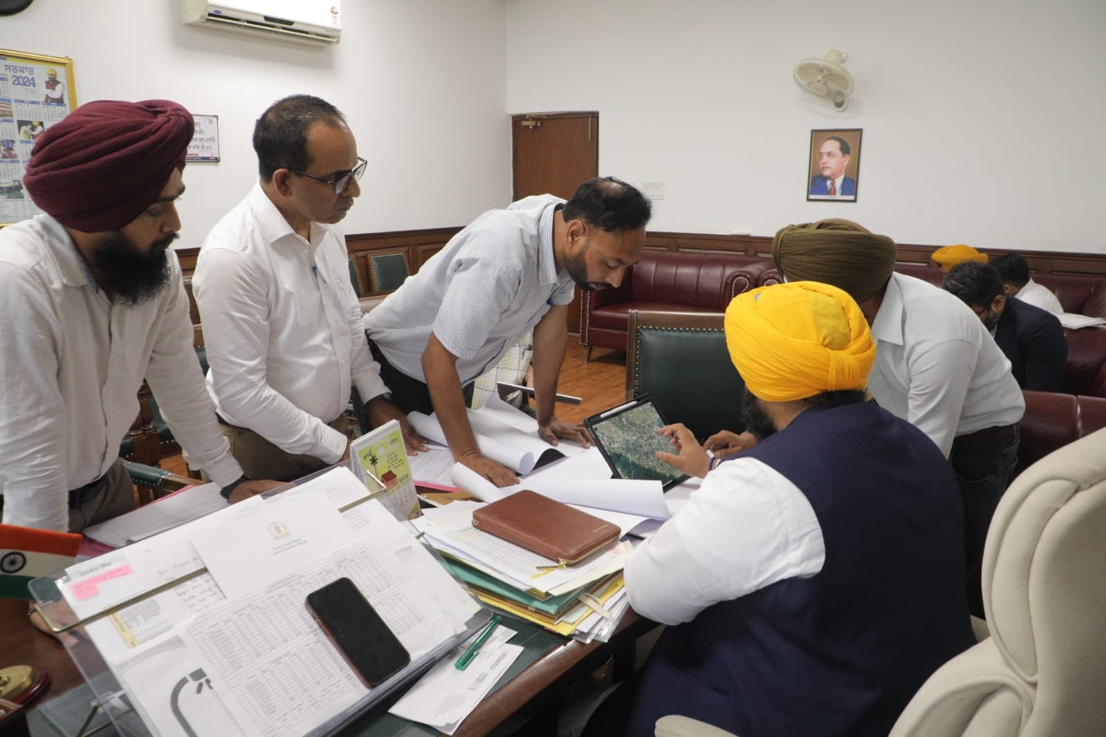 खेड़ा कलमोट से भल्लड़ी तक और बेला- ध्यानी से अजोली तक बनने वाले दो पुलों संबंधी रिव्यू मीटिंग: हरजोत सिंह बैंस