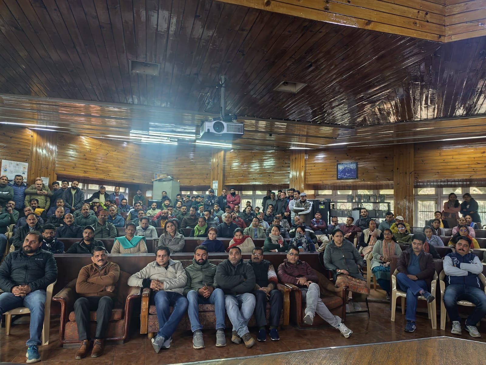 बिजली बोर्ड़ में कार्यन्वयन पदों को समाप्त करने की प्रक्रिया का  जॉइंट फ्रंट ने जताया विरोध