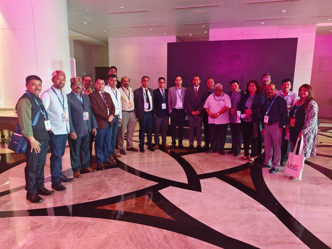 ओटीएम के सत्र  में प्रबंध  निदेशक डॉ. राजीव कुमार के नेतृत्व में HPTDC अधिकारियों ने लिया  भाग