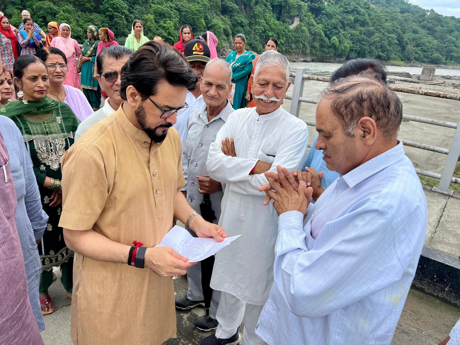 आपदा में अस्पताल - सांसद मोबाइल स्वास्थ्य सेवा मजूबती से देवभूमि की सेवा में जुटी: अनुराग सिंह ठाकुर