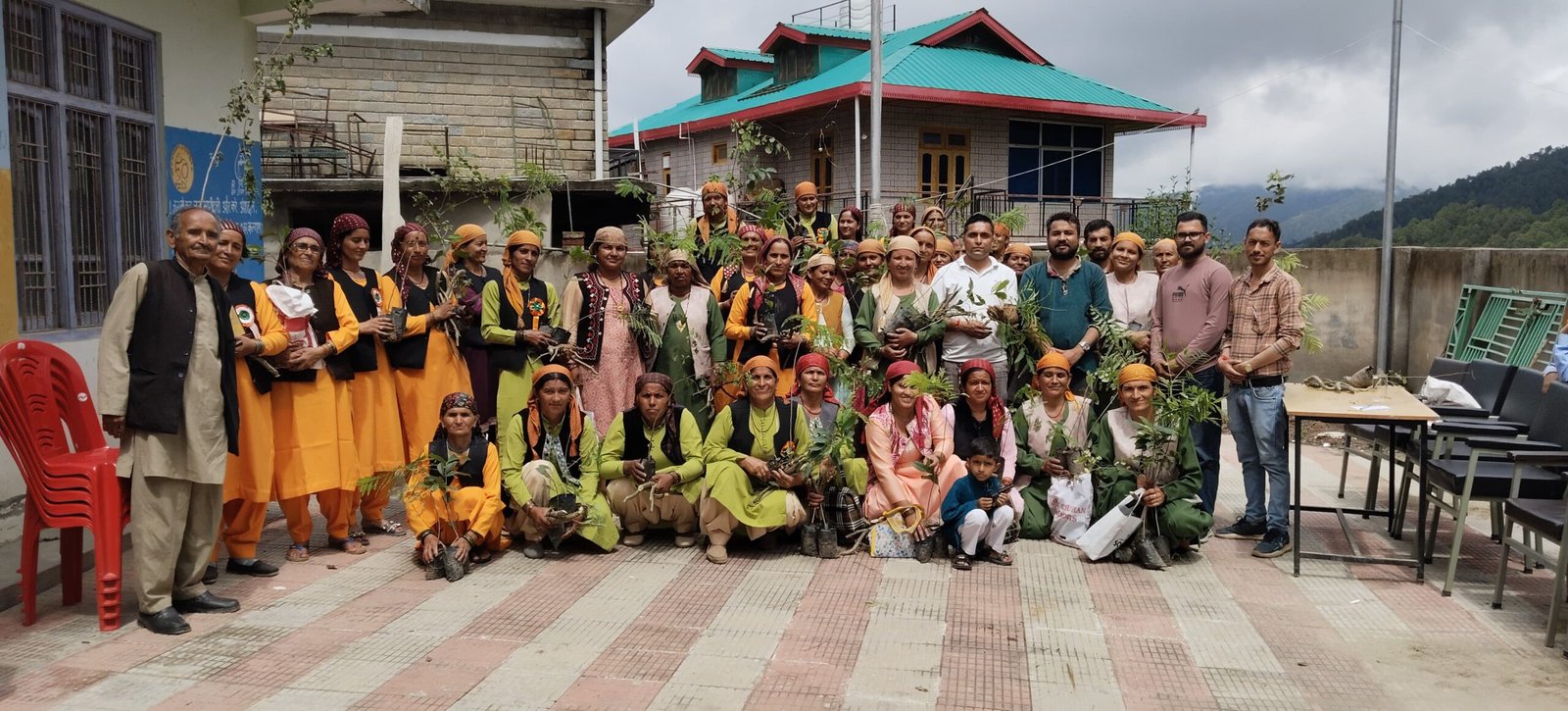 बगशाड पंचायत में महिला मंडलों युवक मंडल ने अनूठे तरीके से  स्वतंत्रता दिवस मना दिया नया उदाहरण