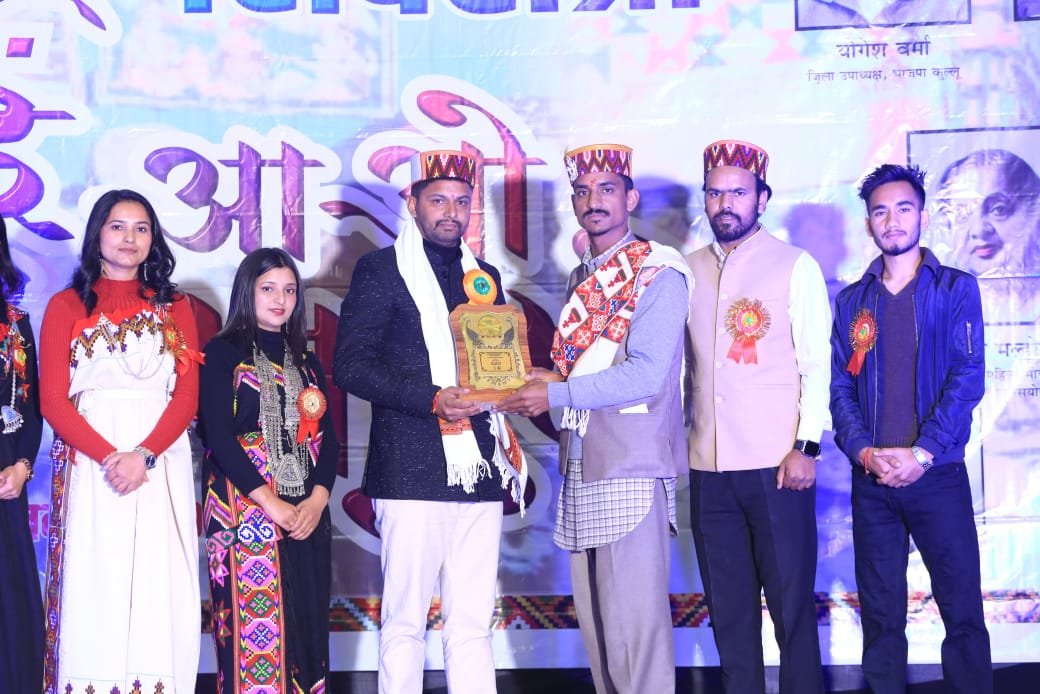 HPU में OSSWA का सांस्कृतिक कार्यक्रम , सिरिगढ स्पोर्ट्स क्लब दलाश ने की शिरकत