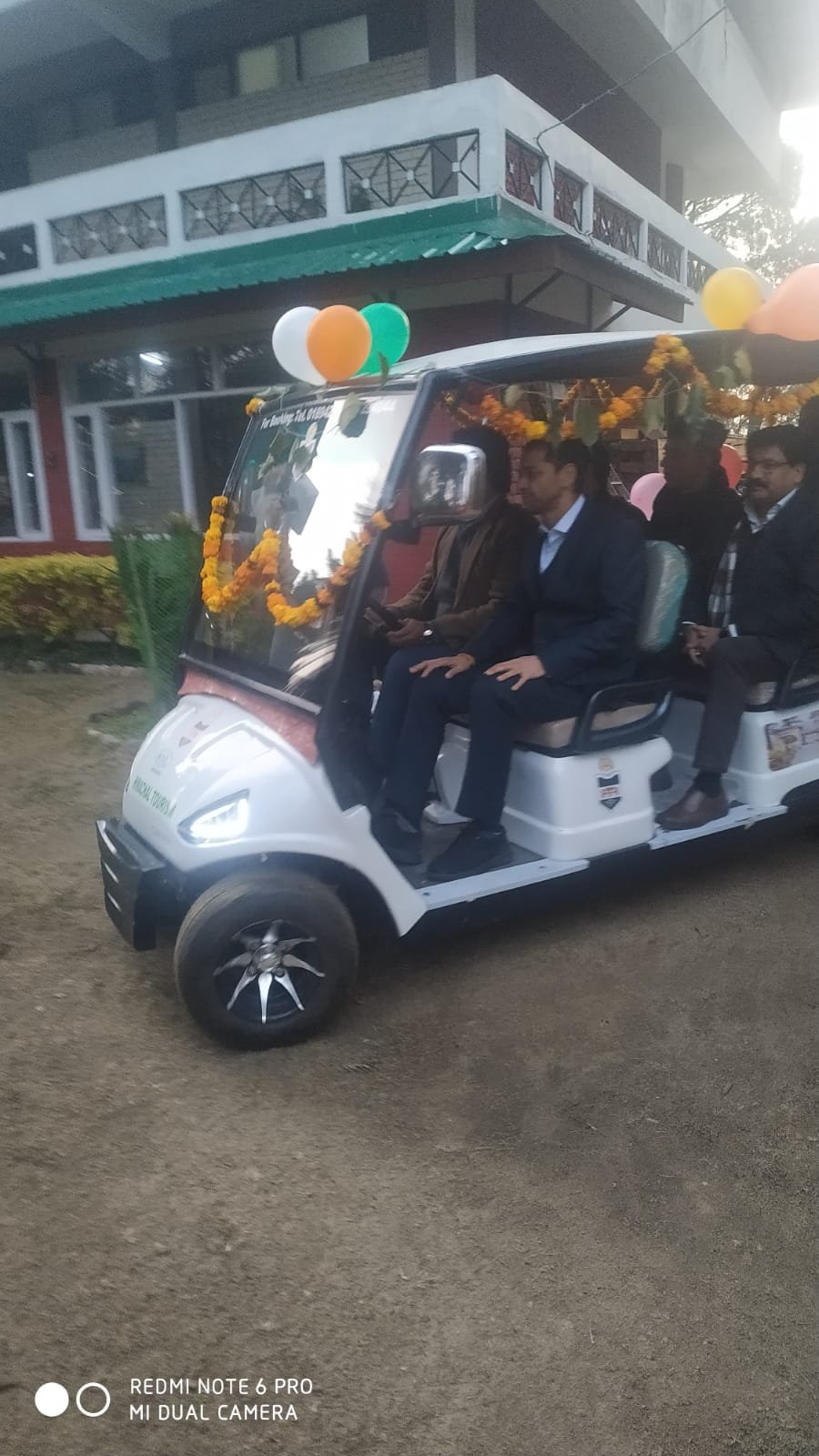 कसौली में HPTDC की हरित पहल, होटल न्यू रोस कॉमन में इलेक्ट्रिक गोल्फ कार्ट सेवा का शुभारंभ