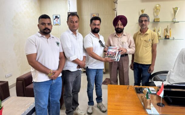 युवाओं के सपनों को मिलेगी उड़ान, वरुण विक्की ने लाइब्रेरी को दीं UPSC तैयारी की किताबे