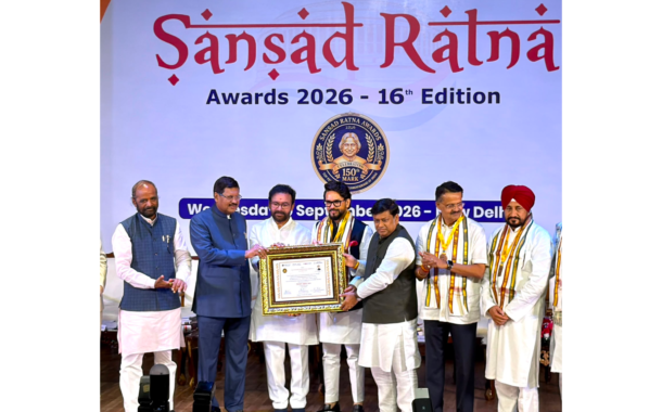 अनुराग सिंह ठाकुर फिर सांसद रत्न अवॉर्ड से सम्मानित